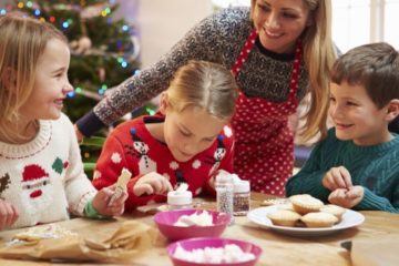 9 Days to Christmas: Plan Low-Cost Celebrations With Kids