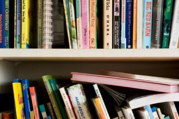 Tasks You Can Tackle in Under an Hour: Organize Books